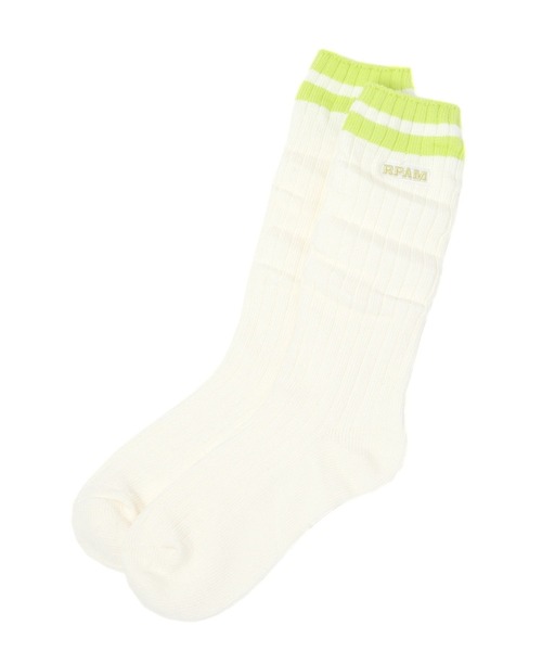 repipi armario（レピピ アルマリオ）の「Wラインロゴルーズ（ソックス/靴下・キッズ・ホワイト×ブルー/ホワイト×ブラック/ブラック×ホワイト/ホワイト×パープル/ホワイト×グリーン/グレー/ホワイト×ライム・FREE）」の6枚目の写真