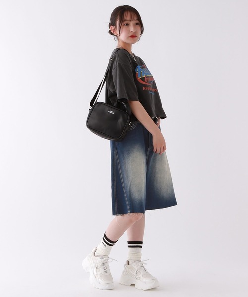 repipi armario（レピピ アルマリオ）の「Wラインロゴルーズ（ソックス/靴下・キッズ・ホワイト×ブルー/ホワイト×ブラック/ブラック×ホワイト/ホワイト×パープル/ホワイト×グリーン/グレー/ホワイト×ライム・FREE）」の12枚目の写真