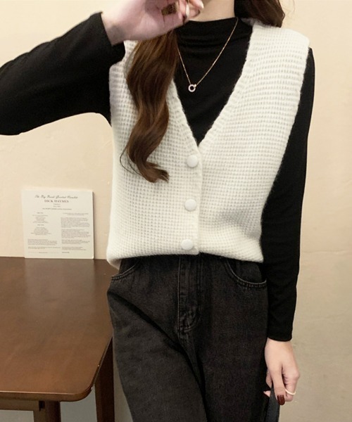 Miniministore(ミニミニストア)の「ニットベスト Vネック レディース ジレ(ベスト・レディース・アイボリー/ブラウン/モカ/ベージュ・FREE)」の18枚目の写真