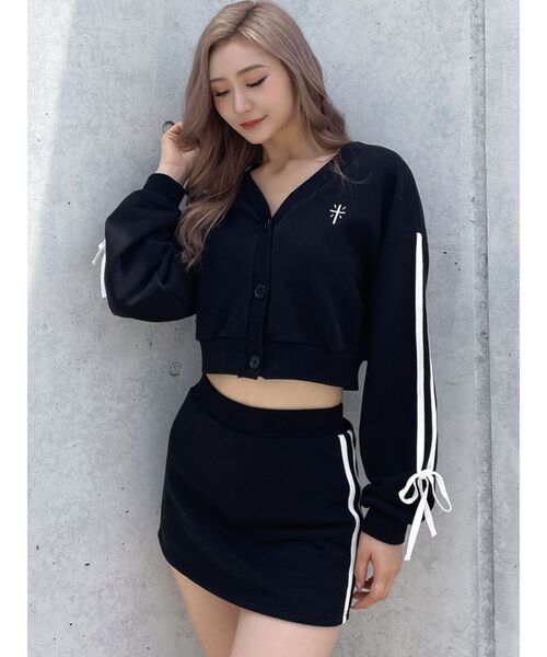 GYDA（ジェイダ）の「【SETUP着用可】クロスポイント2ラインショートスウェットカーディガン（カーディガン/ボレロ・レディース・ブラック/オフホワイト/グレー・FREE）」の5枚目の写真