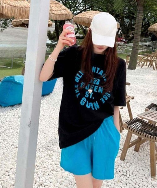 Dalfwin(ダールフィン)の「韓国ファッション 【上下セット】VINTAGEロゴ半袖Tシャツ×ショートパンツセットアップ(ルームウェア/パジャマ・レディース・ブルー系/レッド系/グレー系・FREE)」の18枚目の写真