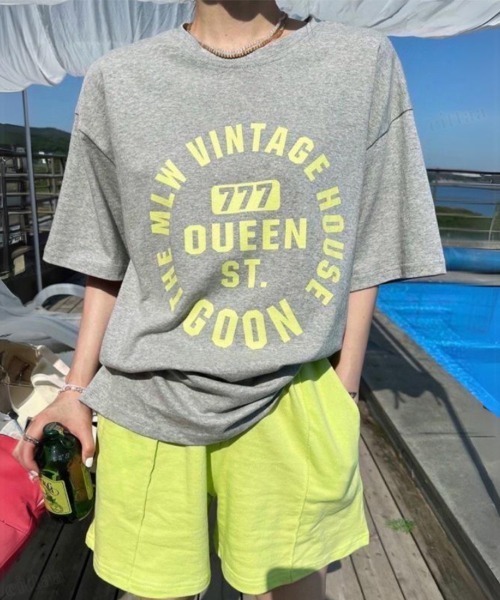 Dalfwin(ダールフィン)の「韓国ファッション 【上下セット】VINTAGEロゴ半袖Tシャツ×ショートパンツセットアップ(ルームウェア/パジャマ・レディース・ブルー系/レッド系/グレー系・FREE)」の4枚目の写真
