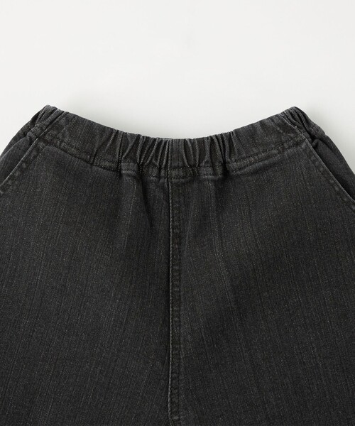 WILD THINGS（ワイルドシングス）の「【別注】＜WILD THINGS＞デニムバルーンパンツ / キッズ 110cm-130cm（デニムパンツ・キッズ・ブラック/コバルトブルー・S(120-130cm)/XS(110-120cm)）」の17枚目の写真