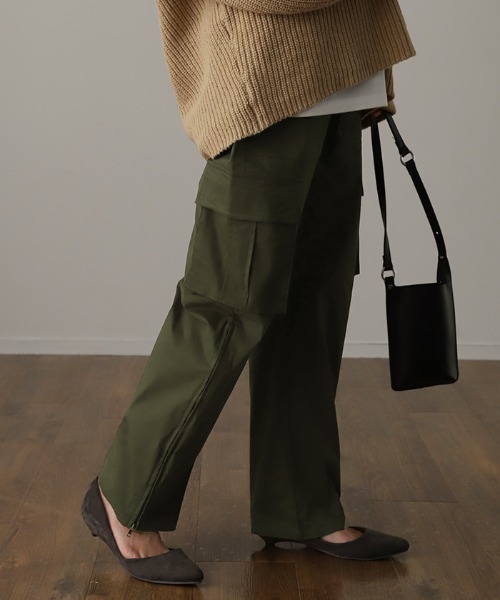 HUG.U(ハグユー)の「テーパード&ワイドパンツ(カーゴパンツ・レディース・ダークグレー/ブラック/カーキ・M(レギュラー丈)/M(トール丈)/L(レギュラー丈)/L(トール丈))」の8枚目の写真