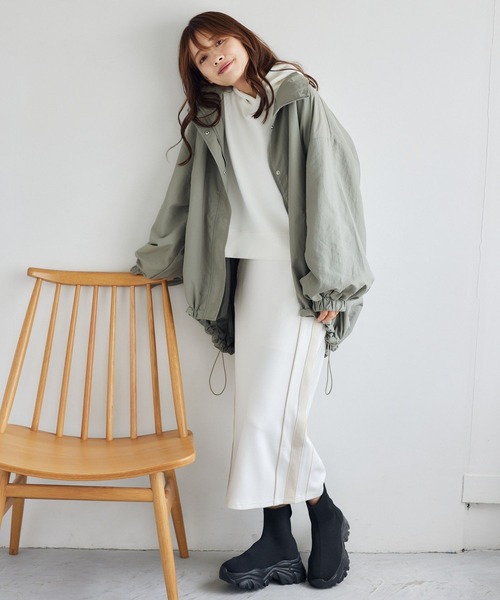 mysty woman(ミスティウーマン)の「サイドラインナロースカート 149655(スカート・レディース・ブラック/グリーン/オフホワイト・FREE)」の21枚目の写真