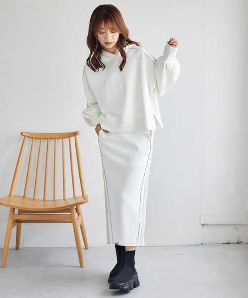 mysty woman(ミスティウーマン)の「サイドラインナロースカート 149655(スカート・レディース・ブラック/グリーン/オフホワイト・FREE)」の20枚目の写真