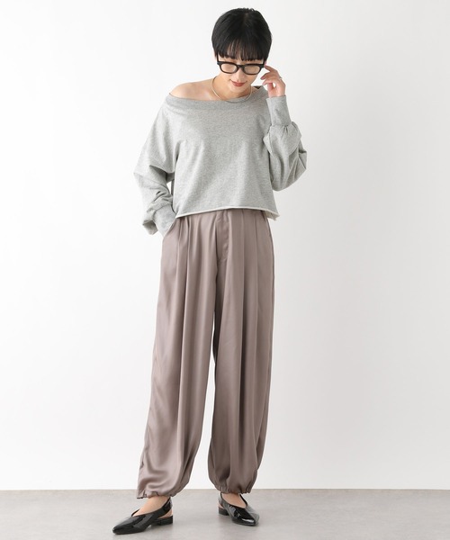 LEPSIM(レプシィム)の「オフショルショートスウェット 134420(スウェット・レディース・グレー/ブラック・FREE)」の15枚目の写真