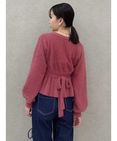 dazzlin(ダズリン)の「ミニシャギーペプラムカーデトップス(ニット/セーター・レディース・チャコールグレー/レッド/オフホワイト・FREE)」の13枚目の写真