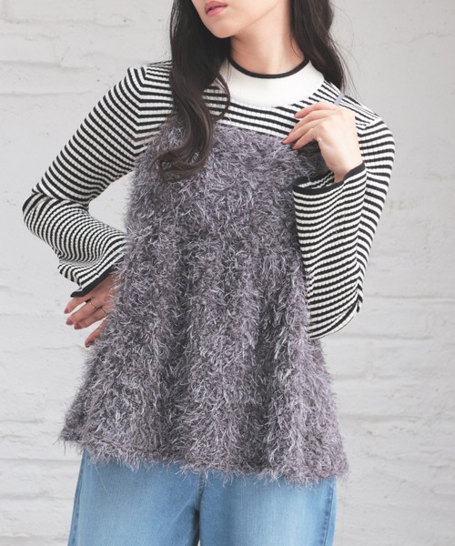 Honeys（ハニーズ）の「フェザーキャミソール（キャミソール・レディース・チャコール/アイボリー/ブラック/グレー・S/M/L）」の4枚目の写真