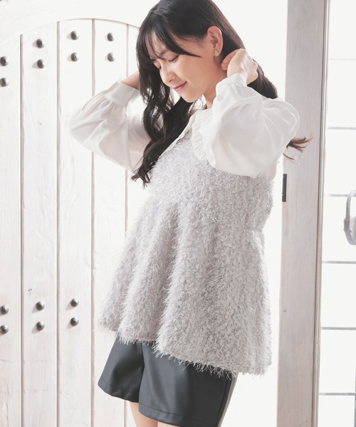 Honeys（ハニーズ）の「フェザーキャミソール（キャミソール・レディース・チャコール/アイボリー/ブラック/グレー・S/M/L）」の16枚目の写真