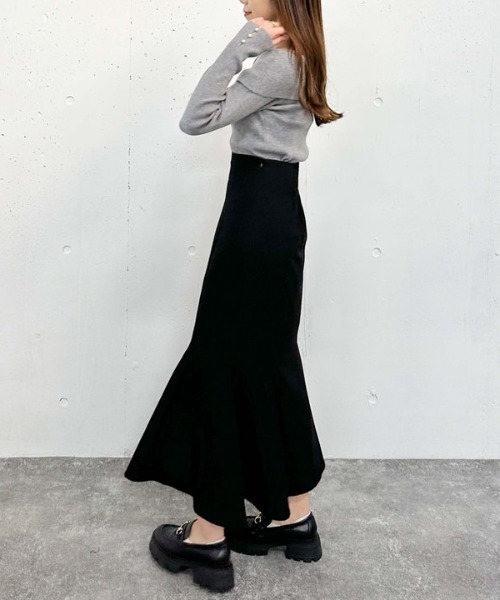 archives（アルシーヴ）の「マチ付きマーメイドスカート（スカート・レディース・アイボリー/ブラック/ブラウン・SMALL/MEDIUM）」の11枚目の写真