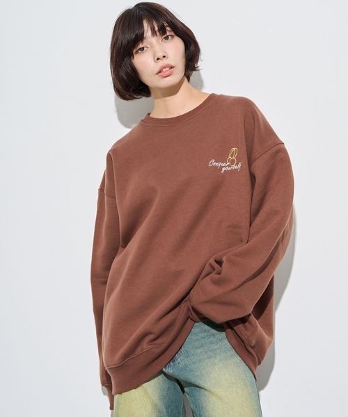 WEGO(ウィゴー)の「WEGO/ガールイラストグラフィックプルオーバー(スウェット・メンズ・チャコールグレー/アッシュグレー/ブラウン・MEDIUM/LARGE)」の14枚目の写真