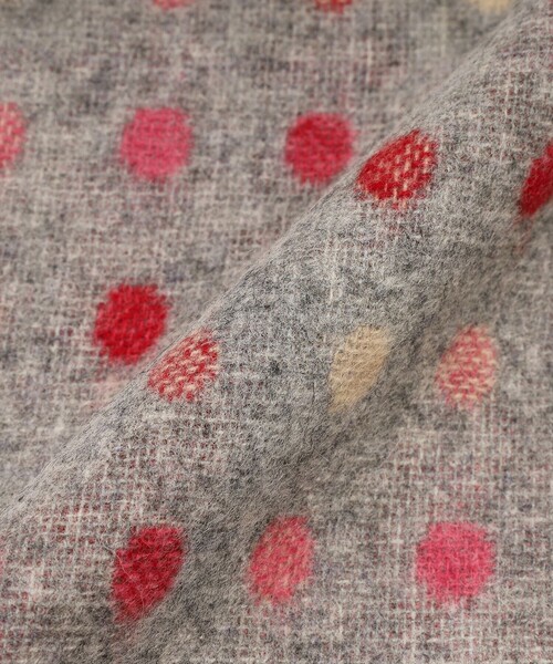 Afternoon Tea（アフタヌーンティー）の「ドット柄マフラー/BRONTE（マフラー・レディース・グレー/ベージュ・ONE SIZE）」の4枚目の写真