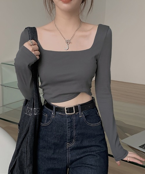 Asterellivi(アステレリビ)の「スクエアネック ショート丈 リブ カットソー(Tシャツ/カットソー・レディース・ホワイト/ブラック/チャコールグレー・FREE)」の2枚目の写真