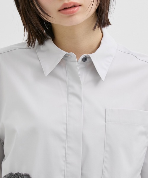UNITED TOKYO（ユナイテッドトウキョウ）の「【残りわずか！】シャンブレーチュールコンビシャツ｜防シワ/春服（シャツ/ブラウス・レディース・ブラック/ライトグレー・FREE）」の11枚目の写真