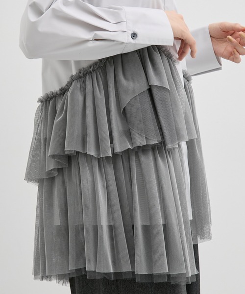 UNITED TOKYO（ユナイテッドトウキョウ）の「【残りわずか！】シャンブレーチュールコンビシャツ｜防シワ/春服（シャツ/ブラウス・レディース・ブラック/ライトグレー・FREE）」の13枚目の写真