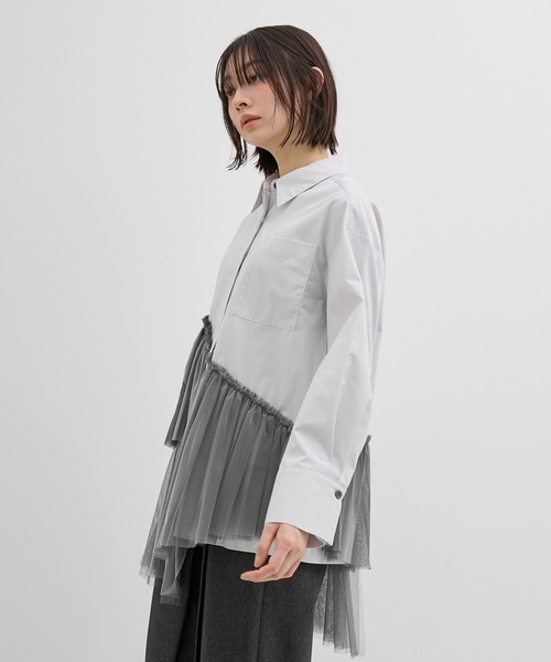 UNITED TOKYO（ユナイテッドトウキョウ）の「【残りわずか！】シャンブレーチュールコンビシャツ｜防シワ/春服（シャツ/ブラウス・レディース・ブラック/ライトグレー・FREE）」の7枚目の写真