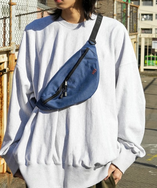 MEI(メイ)の「【MEI / メイ】ロゴ刺繍-STANDARD MOON SHOULDER/ムーンショルダー/ユニセックス(ボディバッグ/ウエストポーチ・メンズ・サックスブルー/カーキ/ワイン/グレー/ネイビー/ブラウン/ブラック/ベージュ/グリーン・FREE)」の7枚目の写真