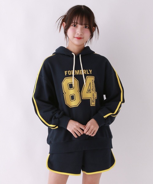 repipi armario（レピピ アルマリオ）の「ナンバリングセットアップ（セットアップ・キッズ・ネイビー/グレー/レッド・LARGE/MEDIUM/SMALL）」の4枚目の写真