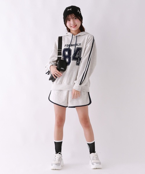 repipi armario（レピピ アルマリオ）の「ナンバリングセットアップ（セットアップ・キッズ・ネイビー/グレー/レッド・LARGE/MEDIUM/SMALL）」の5枚目の写真