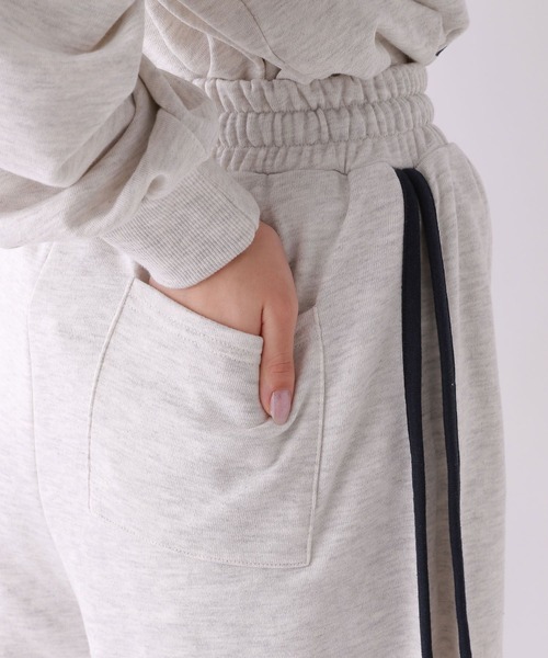 repipi armario（レピピ アルマリオ）の「ナンバリングセットアップ（セットアップ・キッズ・ネイビー/グレー/レッド・LARGE/MEDIUM/SMALL）」の21枚目の写真