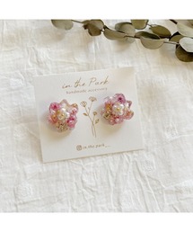 【in the Park】小さなフラワーピアス(MA)