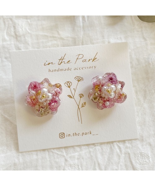 tone（トーン）の「【in the Park】小さなフラワーピアス(MA)（ピアス（両耳用）・レディース・パープル/オレンジ/ピンク・FREE）」の8枚目の写真