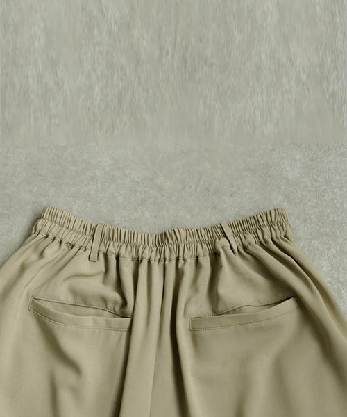 antiqua(アンティカ)の「ロールアップワイドパンツ(その他パンツ・レディース・ベージュ/ブラック・MEDIUM/LARGE)」の19枚目の写真