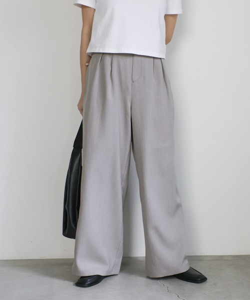 select MOCA(セレクトモカ)の「サイドベルトボタンワイドパンツ(スラックス・レディース・ブラック/オフホワイト/ライトグレー・MEDIUM/LARGE)」の10枚目の写真
