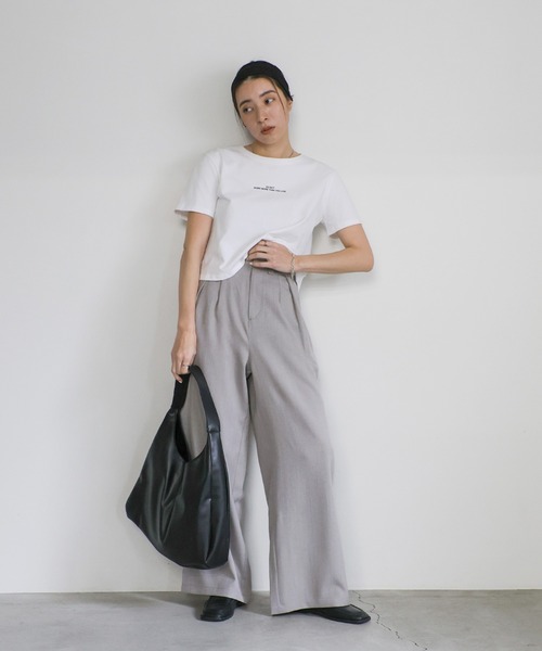 select MOCA(セレクトモカ)の「サイドベルトボタンワイドパンツ(スラックス・レディース・ブラック/オフホワイト/ライトグレー・MEDIUM/LARGE)」の4枚目の写真