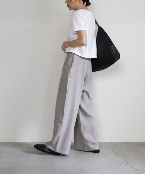 select MOCA(セレクトモカ)の「サイドベルトボタンワイドパンツ(スラックス・レディース・ブラック/オフホワイト/ライトグレー・MEDIUM/LARGE)」の11枚目の写真