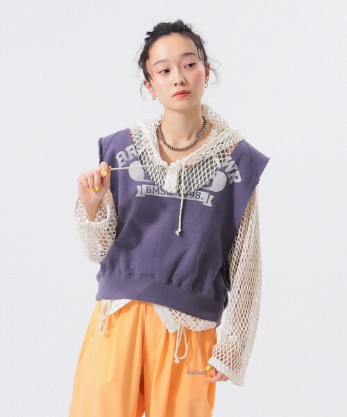 BEAMS BOY（ビームスボーイ）の「カットオフ スウェット ベスト（ベスト・レディース・ナチュラル/バイオレット・ONE SIZE）」の19枚目の写真