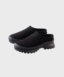 Tomo & Co（トモアンドシーオー）の「FAR EASTERN MULE（スリッポン）」