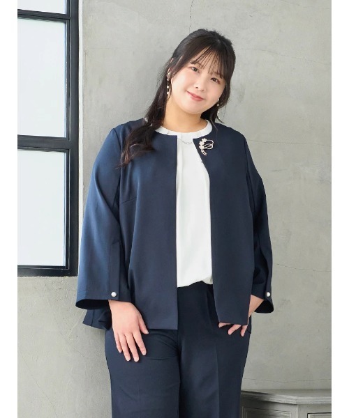 Re-J&SUPURE(リジェイアンドスプル)の「【大きいサイズ】【360°ストレッチ】ポンチョジャケット(ノーカラージャケット・レディース・ブラック/ネイビー/オフホワイト・XX-LARGE/XXX-LARGE/X-LARGE)」の8枚目の写真
