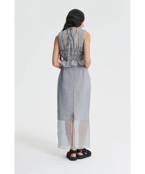 CECILIE BAHNSEN(セシリー バンセン)の「SMOCK SLEEVELESS TOP W/ RUFFLE DETAILS(シャツ/ブラウス・レディース・グレー・6/8)」の3枚目の写真