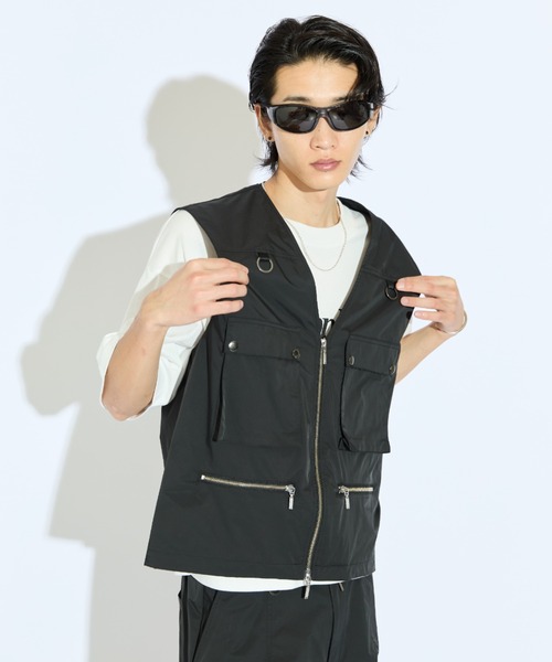 Lui's（ルイス）の「【Neucon/ニューコン】マルチポケットフィッシャーマンZIPベスト（ベスト・メンズ・ライトグレー/ブラック・FREE）」の5枚目の写真