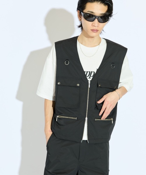 Lui's（ルイス）の「【Neucon/ニューコン】マルチポケットフィッシャーマンZIPベスト（ベスト・メンズ・ライトグレー/ブラック・FREE）」の4枚目の写真