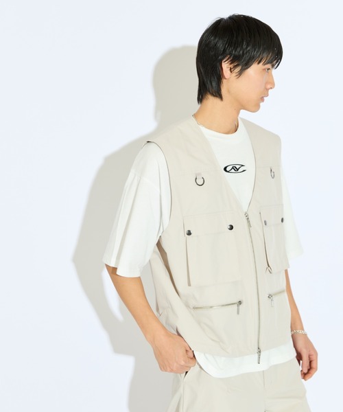 Lui's（ルイス）の「【Neucon/ニューコン】マルチポケットフィッシャーマンZIPベスト（ベスト・メンズ・ライトグレー/ブラック・FREE）」の14枚目の写真