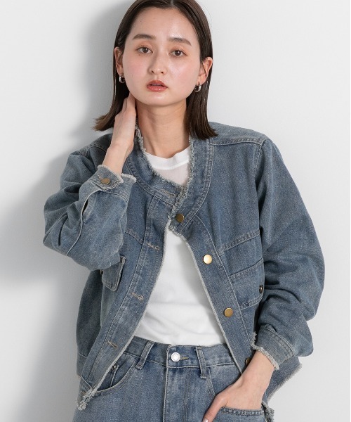 ad thie（アドティエ）の「ノーカラー フリンジ デニムジャケット（デニムジャケット・レディース・ブルー・FREE）」の5枚目の写真