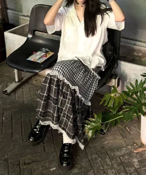 leune(ルネ)の「チェック切り替えティアードスカート(スカート・レディース・ブラック・LARGE/MEDIUM/SMALL)」の3枚目の写真