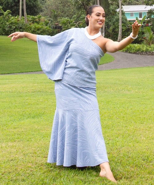 Maunaloa(マウナロア)の「【Maunaloa】カマカニリーフセットアップ(ワンショルダートップス&スカート)(スカート・レディース・ライトブルー/ベージュ・M/L)」の14枚目の写真