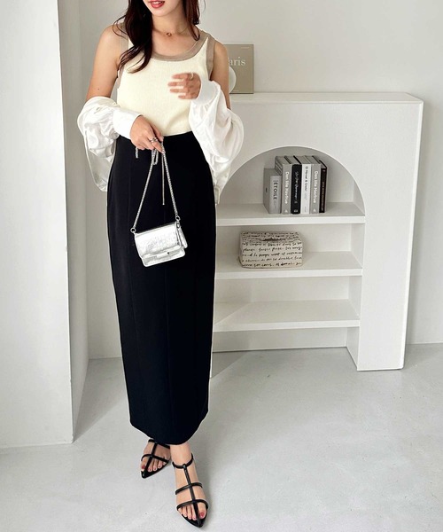 GeeRA（ジーラ）の「夏にぴったり。2WAY配色ニットタンクトップ（タンクトップ・レディース・ベージュ/ホワイト×ブラック/ブラック/アイボリー・LARGE/X-LARGE/MEDIUM）」の12枚目の写真