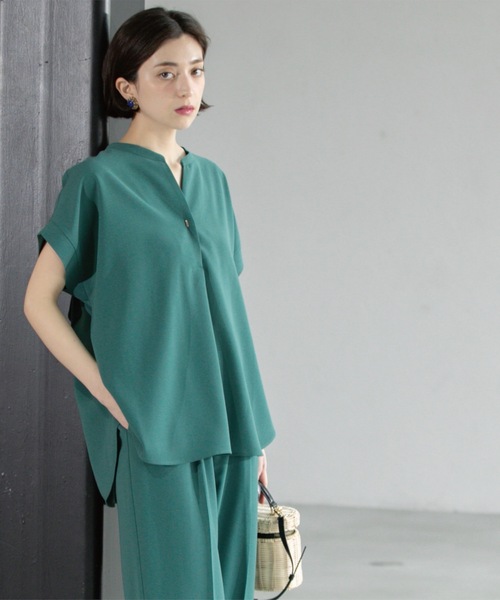 OPAQUE.CLIP(オペークドットクリップ)の「《7色展開/SS-LLサイズ》ストレッチスキッパーブラウス/セットアップ対応【洗濯機洗い可/防シワ】(シャツ/ブラウス・レディース・ブラック/ホワイト/ダークブラウン/ベージュ系7/ブルー系その他/ライトベージュ/グリーン系その他5・36/34/38/40/42)」の9枚目の写真