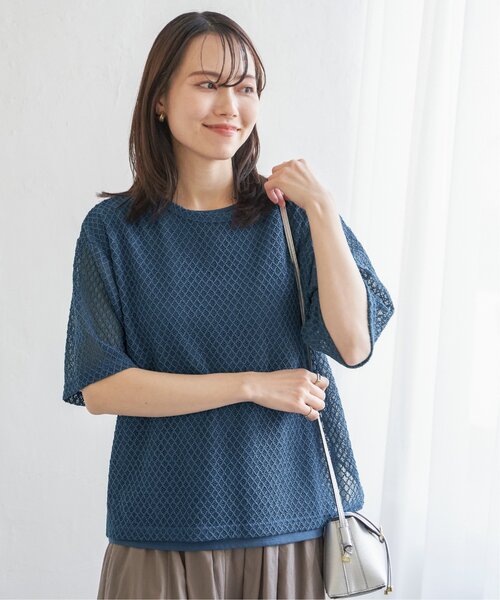 ikka(イッカ)の「【雑誌InRed6月号掲載】レースアンサンブルプルオーバー【2点セット/親子コーデ】(Tシャツ/カットソー・レディース・オフホワイト/ブルー/ブラック/ダークベージュ・M/L/S)」の6枚目の写真