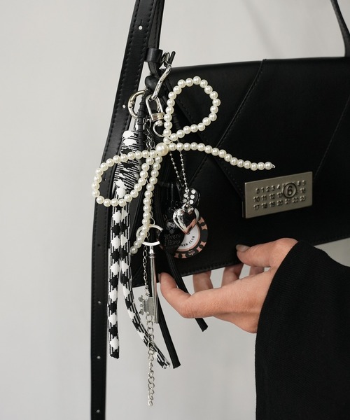 じゃらじゃらキーチャーム 星型カラビナ パールリボン ロープ