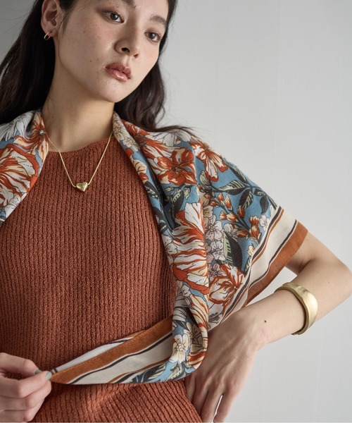 THE YOn（ザヨン）の「ボタニカル大判スカーフ（バンダナ/スカーフ・レディース・イエロー/オレンジ・FREE）」の21枚目の写真