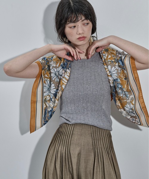 THE YOn（ザヨン）の「ボタニカル大判スカーフ（バンダナ/スカーフ・レディース・イエロー/オレンジ・FREE）」の19枚目の写真