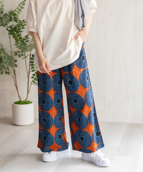 Howdy Marie（ハウディ―マリー）の「Howdy Marie インドレーヨン 総柄ワイドパンツ【接触冷感】（その他パンツ・レディース・ブラック系その他2/ブラック/ブラック系その他/オレンジ系その他/グリーン系その他/ブルー系その他・M/L）」の19枚目の写真