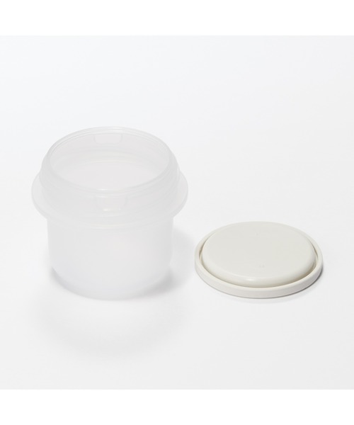 無印良品(ムジルシリョウヒン)の「トッピングカップ付き ランチカプセル 350mL(お弁当箱・メンズ・ブラック/その他・FREE)」の8枚目の写真