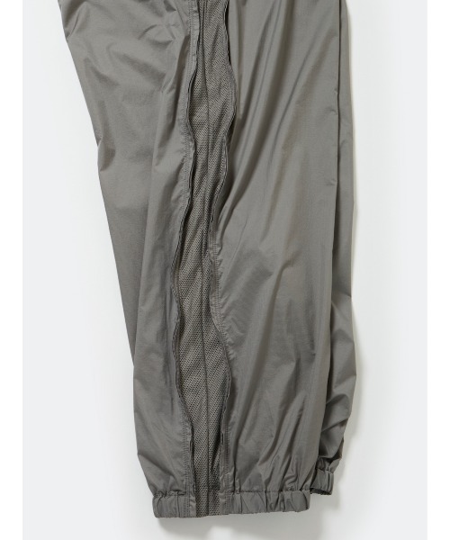 DAIWA PIER39（ダイワピア39）の「DAIWA PIER39 TECH WIND SHELL PANTS BP-20025（その他パンツ・メンズ・ブラック/カーキ/チャコールグレー・LARGE/SMALL/MEDIUM/X-LARGE）」の6枚目の写真